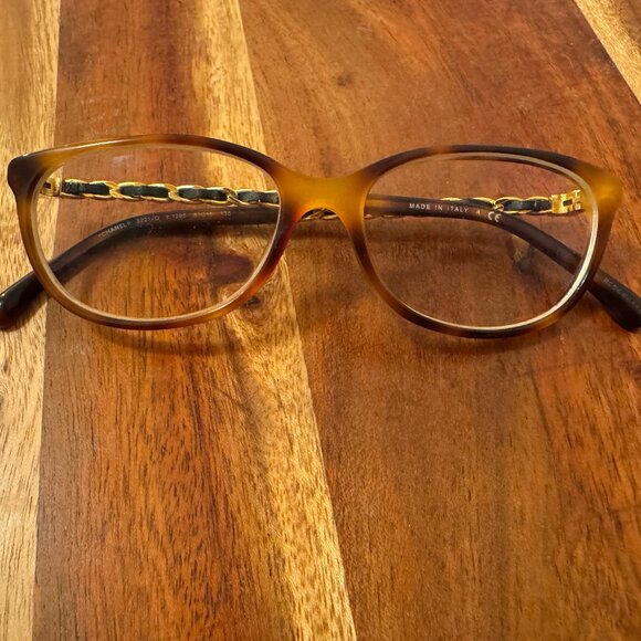 CHANEL Eyeglasses - Gold Leather Chain - Picture 1 of 7